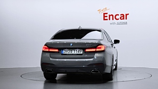 BMW 5-SERIES G30 2021