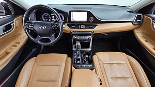 HYUNDAI GRANDEUR IG 2017