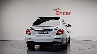 MERCEDES BENZ E-CLASS W213 2018