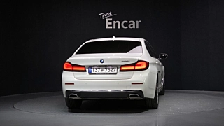 BMW 5-SERIES G30 2022