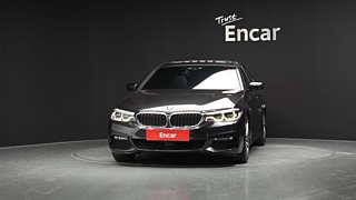 BMW 5-SERIES G30 2017