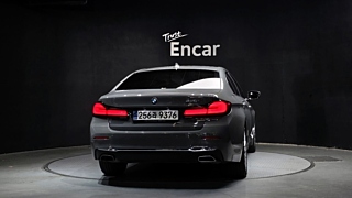 BMW 5-SERIES G30 2021