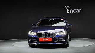 BMW 7-SERIES G11 2016