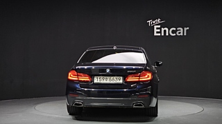 BMW 5-SERIES G30 2020