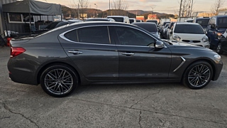 GENESIS G70 2017