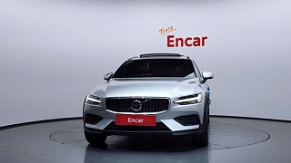 VOLVO V60 CROSS COUNTRY 2021