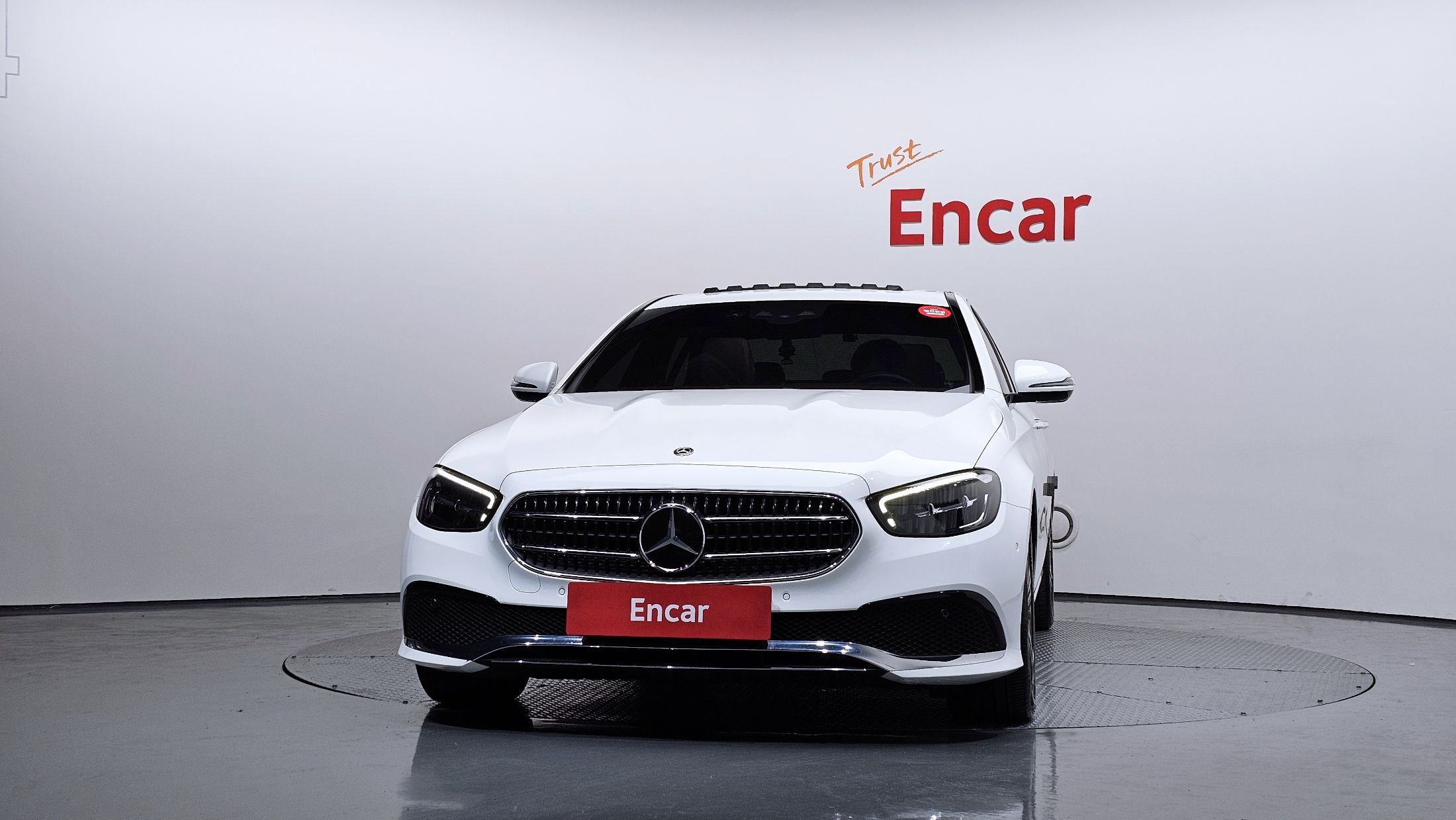 MERCEDES BENZ E-CLASS W213 2021