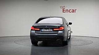 BMW 5-SERIES G30 2022