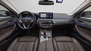 BMW 5-SERIES G30 2022