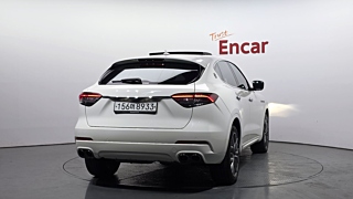 MASERATI LEVANTE 2019