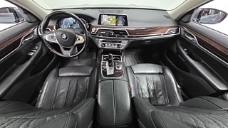 BMW 7-SERIES G11 2016