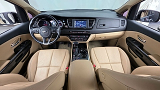 KIA CARNIVAL 2019