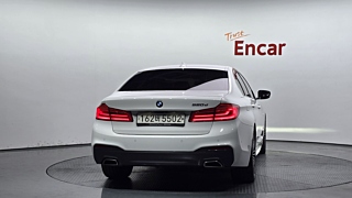 BMW 5-SERIES G30 2020