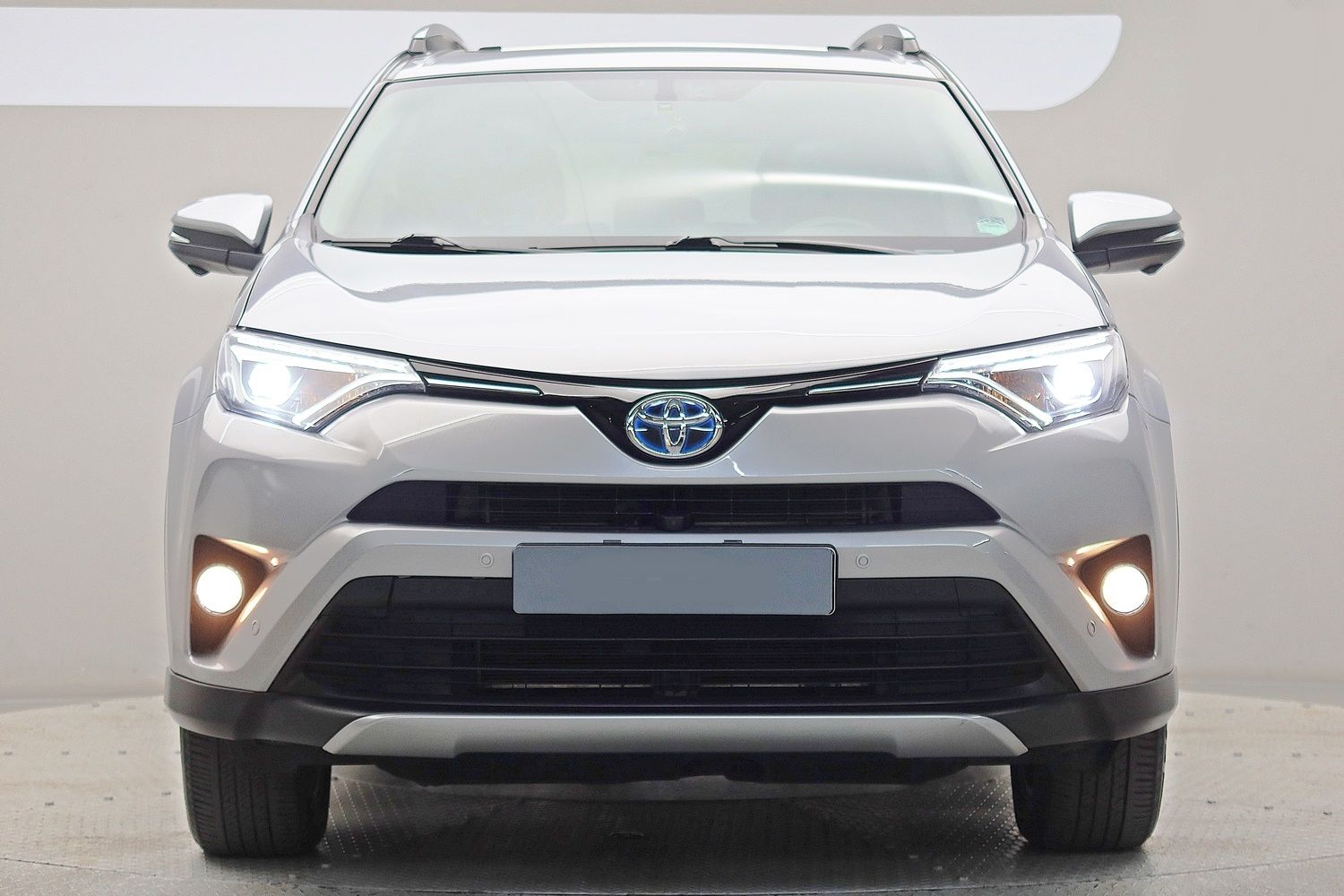 TOYOTA RAV4 2018