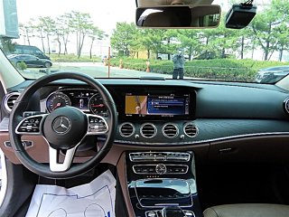 MERCEDES BENZ E-CLASS W213 2020