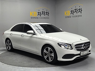 MERCEDES BENZ E-CLASS W213 2018