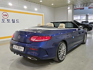 MERCEDES BENZ C-CLASS W205 2017