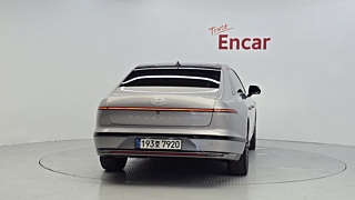HYUNDAI GRANDEUR GN7 2022