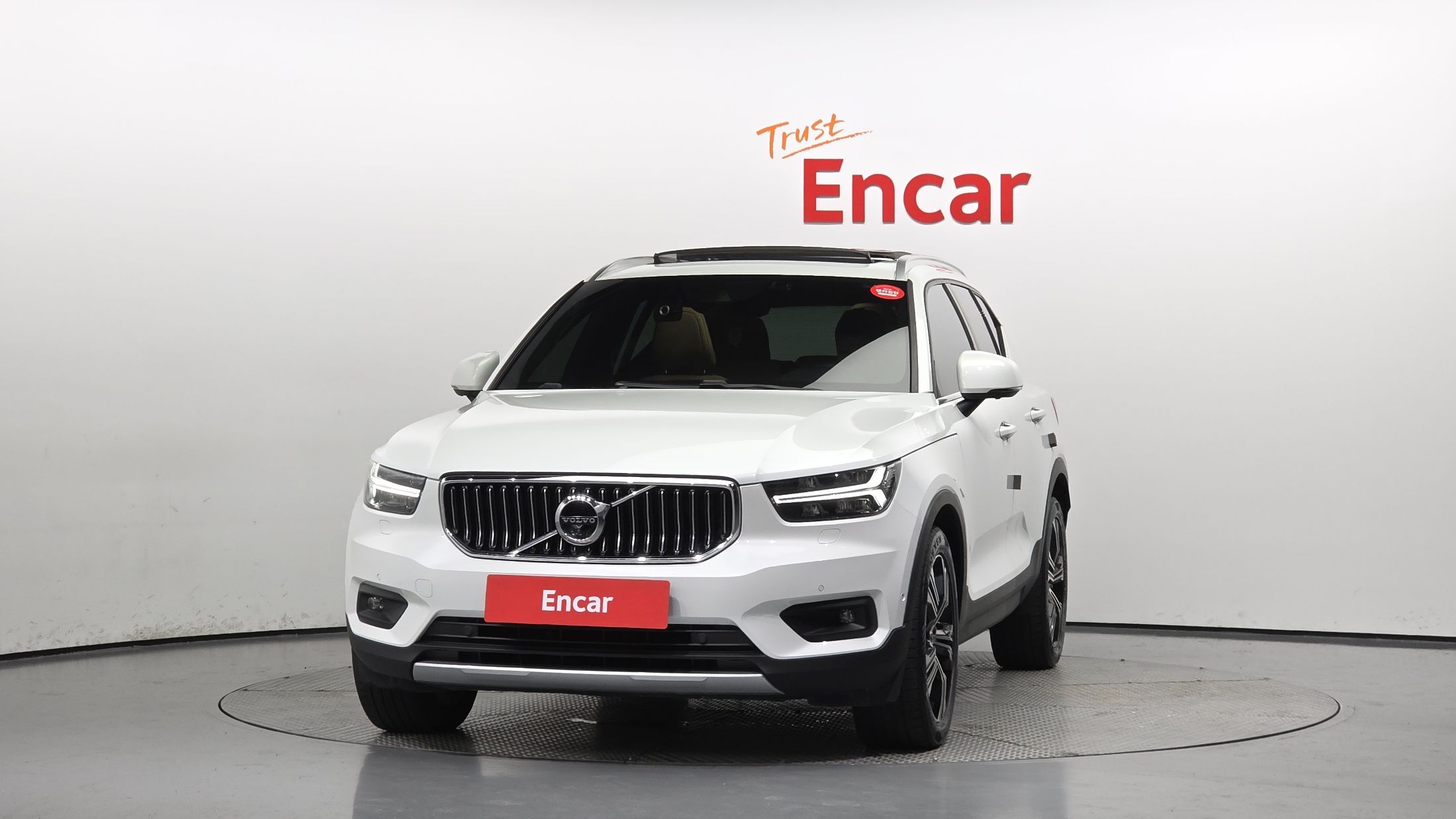 VOLVO XC40 2020