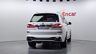 BMW X7 G07 2021