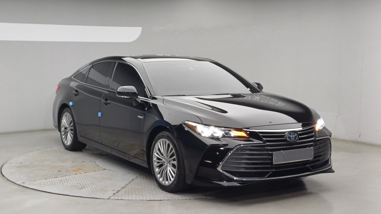 TOYOTA AVALON 2020