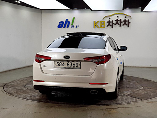KIA K5 2010