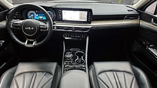 KIA K5  3 GENERATION 2.0 LPI 2021