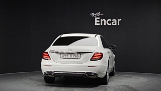 MERCEDES BENZ E-CLASS W213 2017
