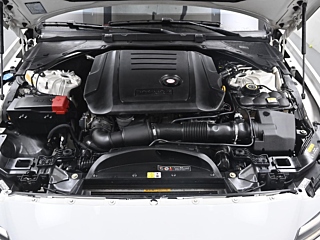 JAGUAR XF X260 2016
