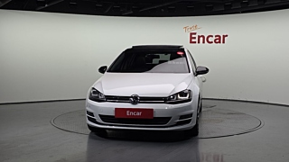 VOLKSWAGEN GOLF 2014