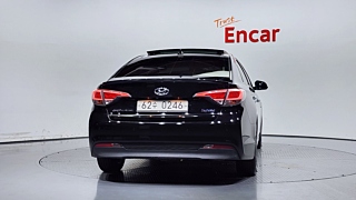 HYUNDAI LF SONATA HYBRID 2016