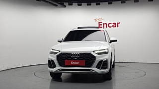 AUDI Q5 FY 2022