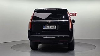 CADILLAC ESCALADE 2018