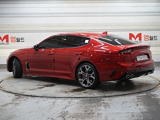 KIA STINGER 2020