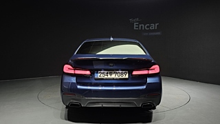 BMW 5-SERIES G30 2021