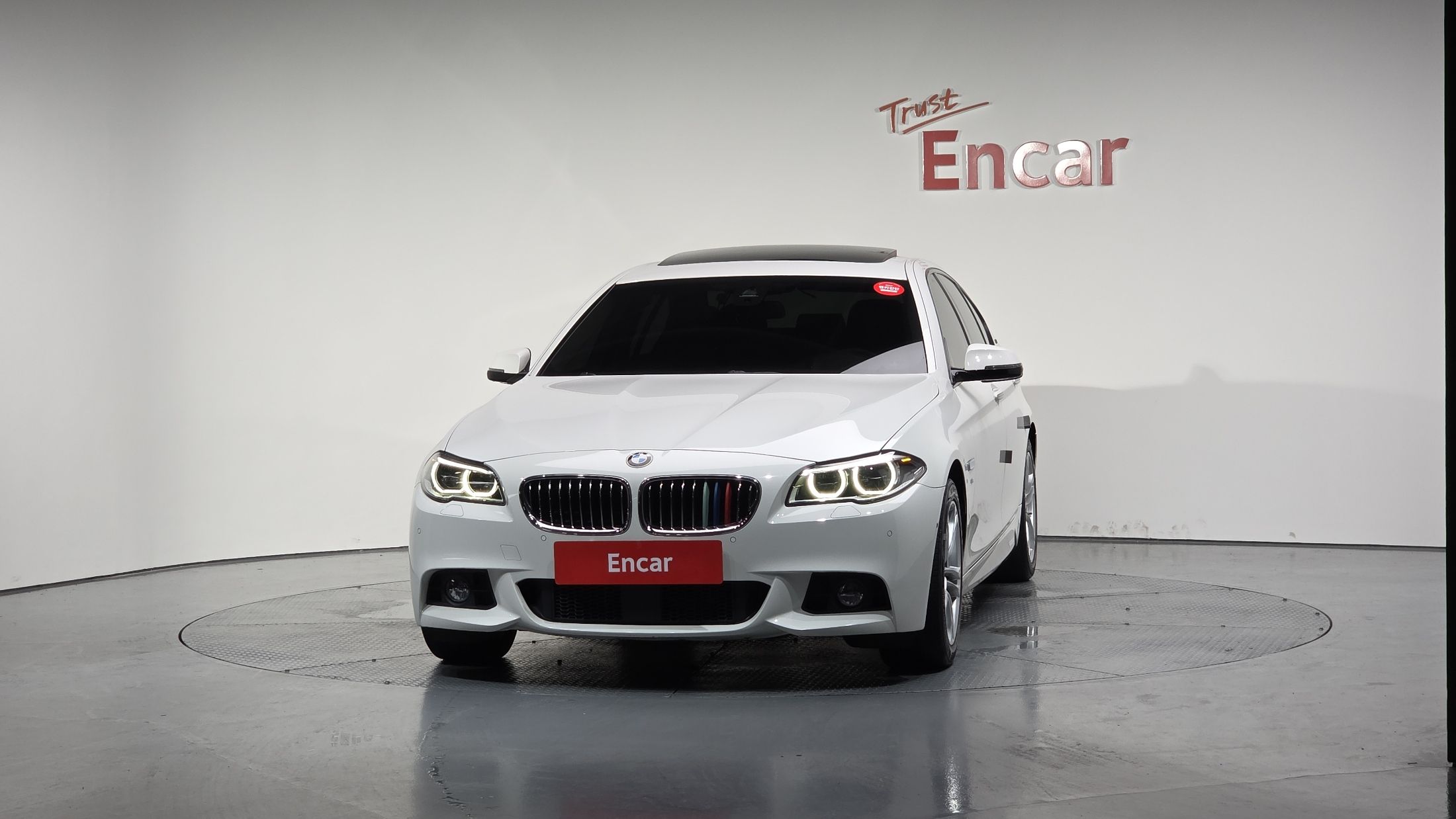 BMW 5-SERIES F10 2016