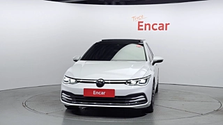 VOLKSWAGEN GOLF 2023