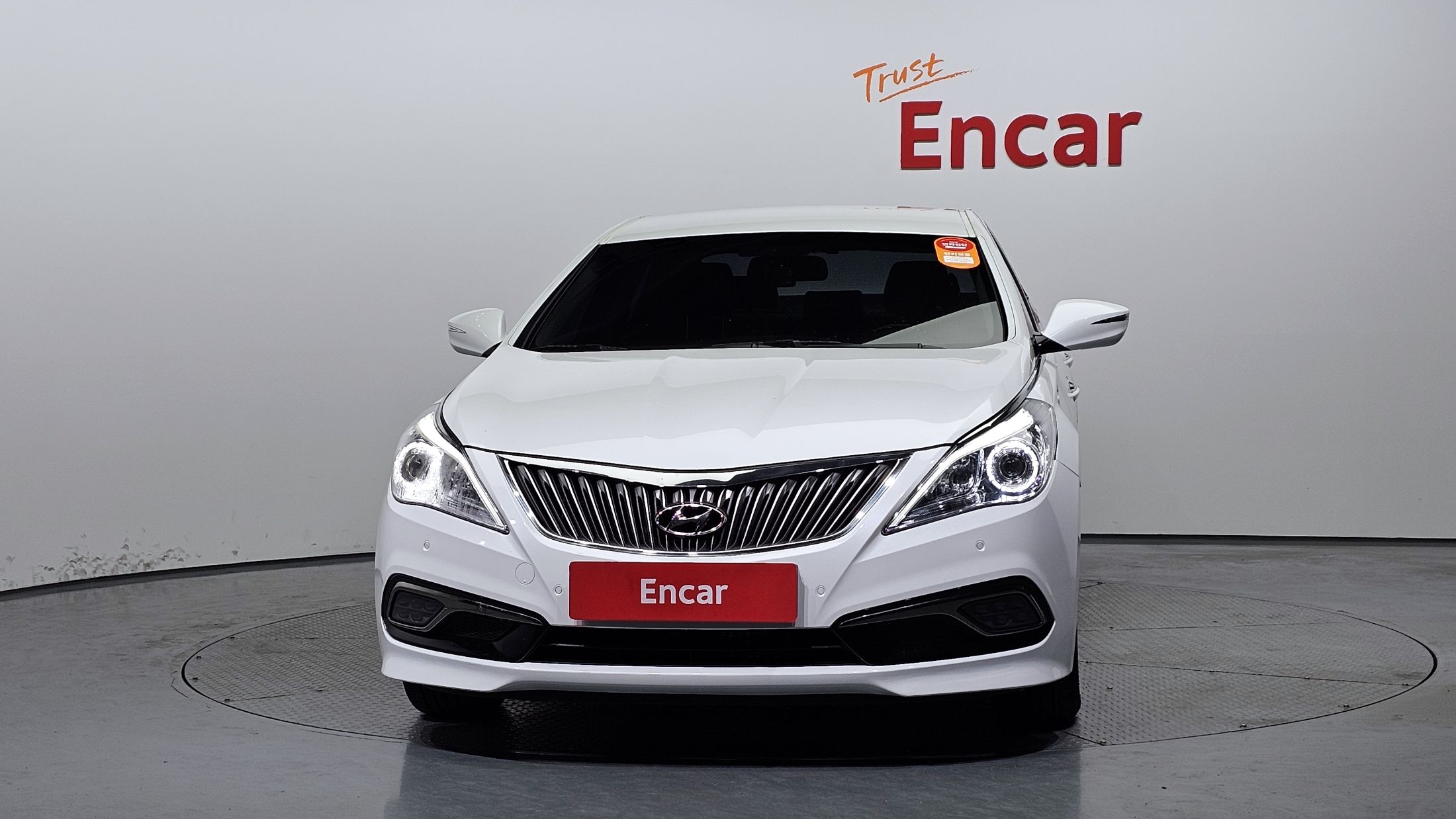 HYUNDAI GRANDEUR HG 2016