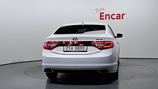 HYUNDAI GRANDEUR HG 2016