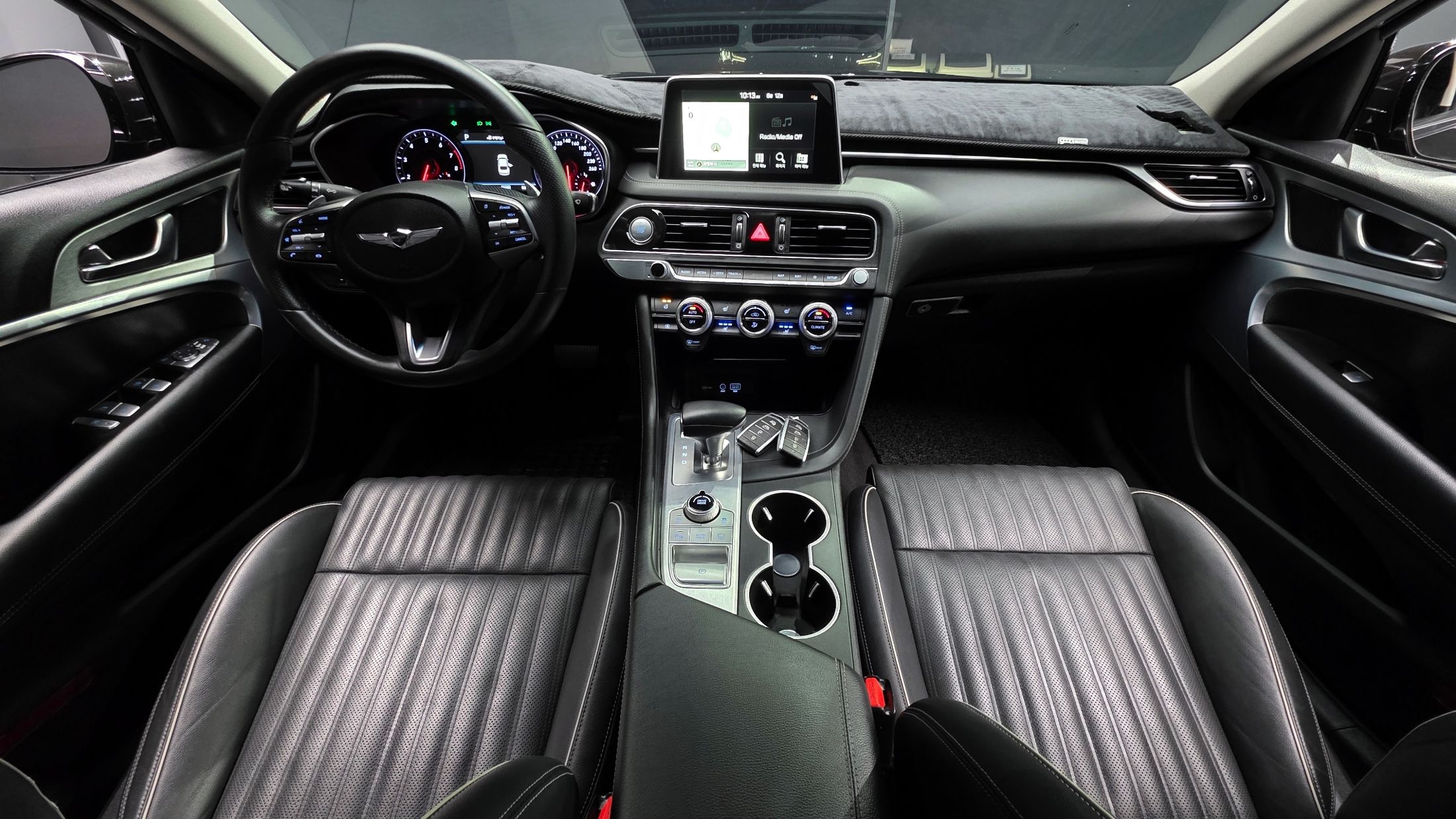 GENESIS G70 2018