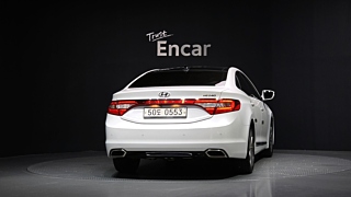 HYUNDAI GRANDEUR HG 2016