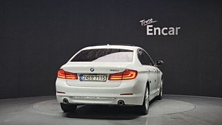 BMW 5-SERIES G30 2018