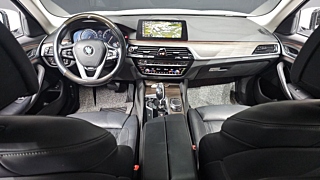 BMW 5-SERIES G30 2018