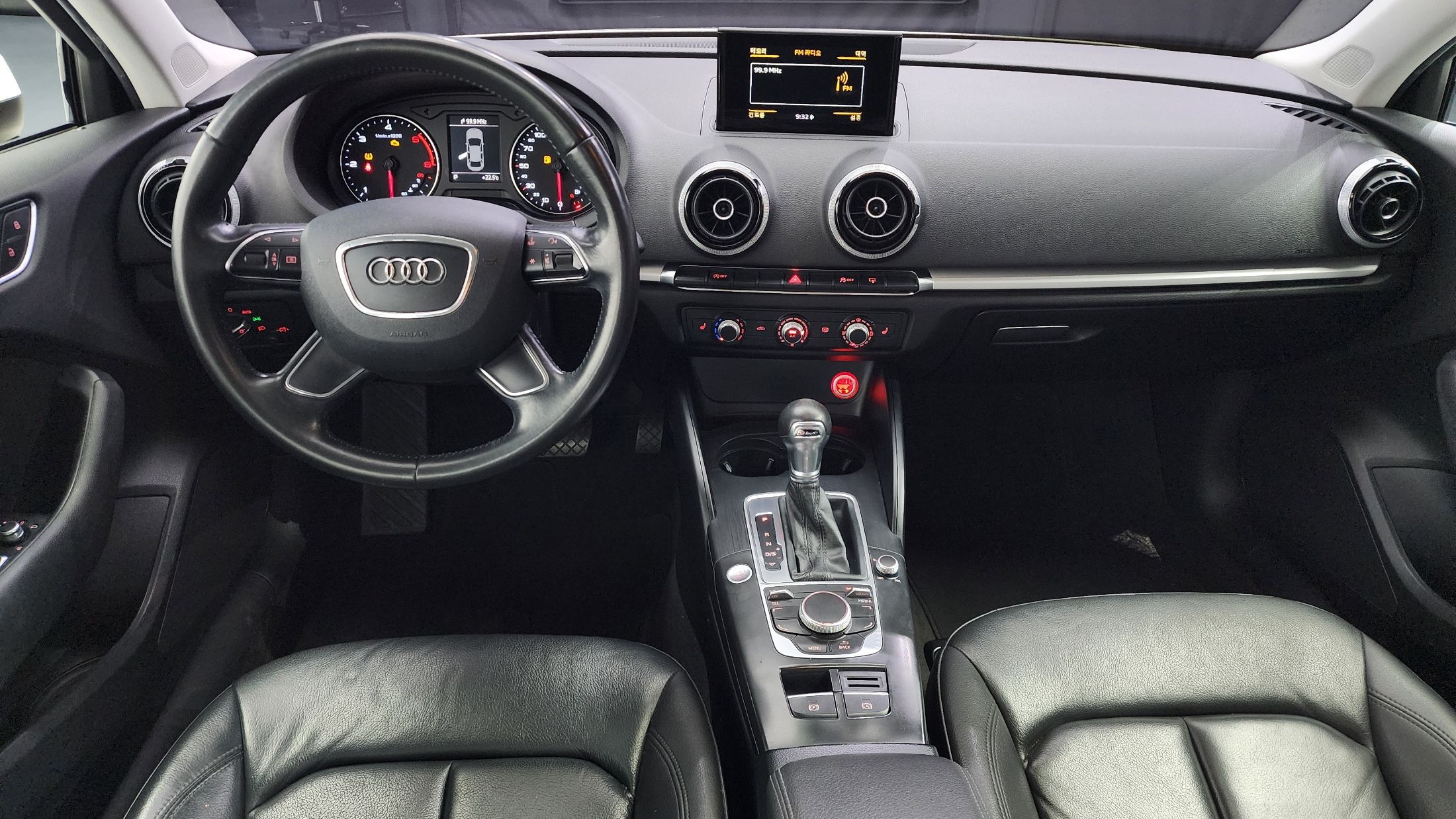 AUDI A3 2015