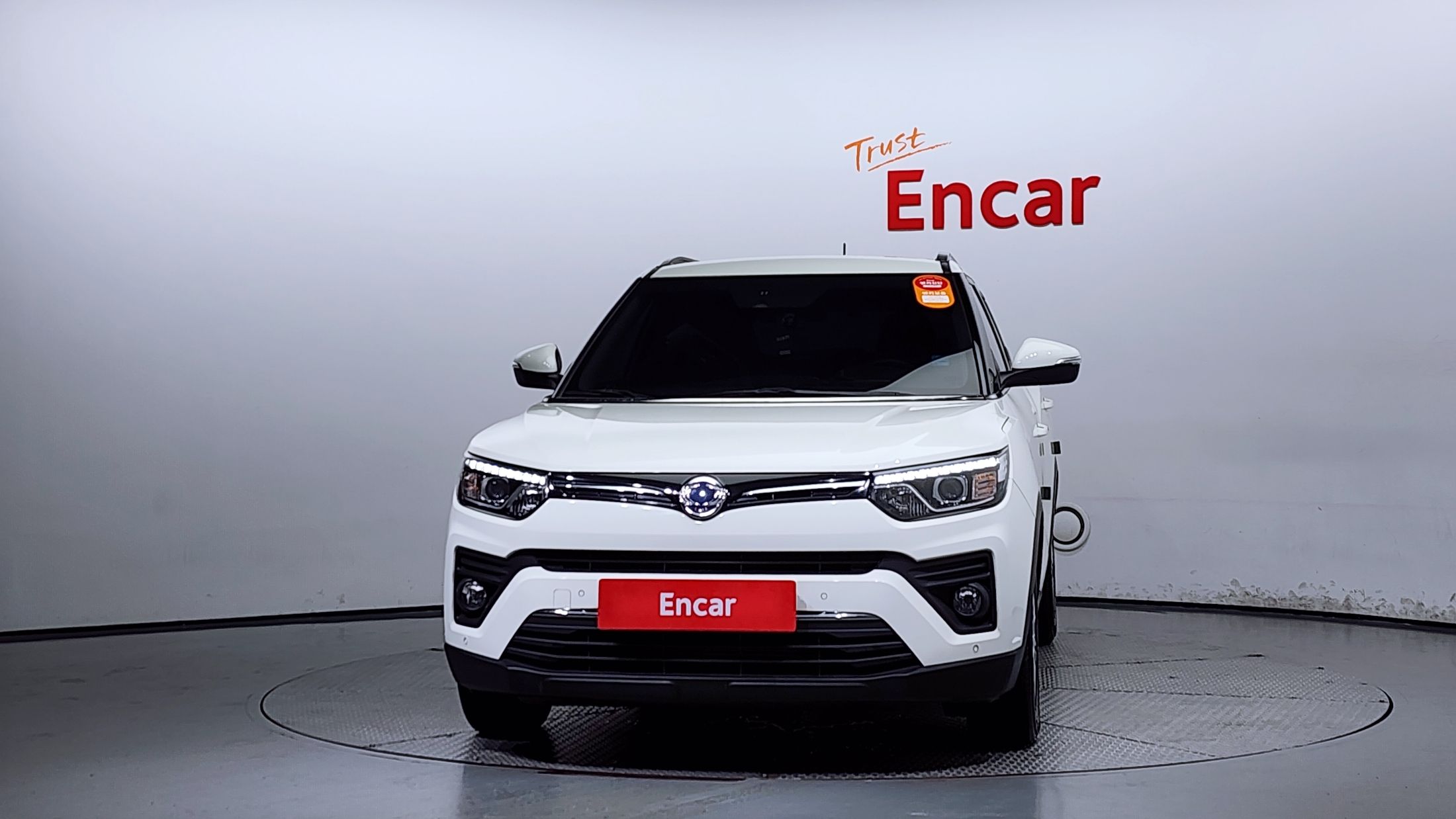 SSANGYONG TIVOLI VERY NEW 2020
