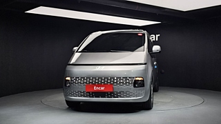 HYUNDAI STARIA 2024