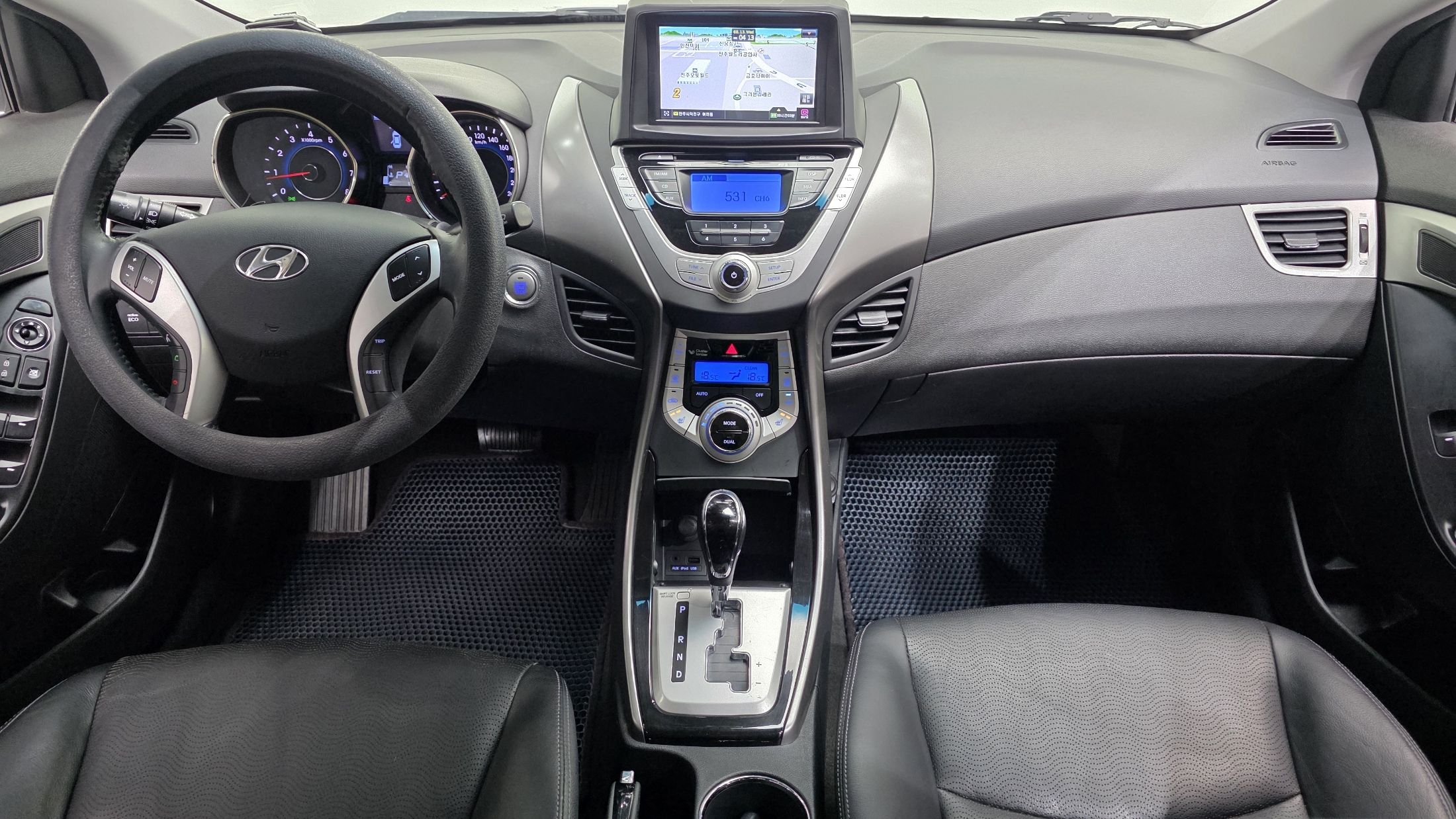 HYUNDAI AVANTE MD 2011