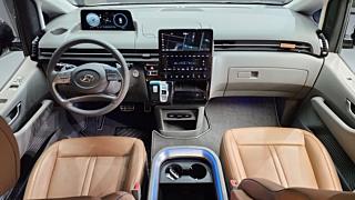 HYUNDAI STARIA 2023