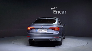 VOLKSWAGEN JETTA 2020