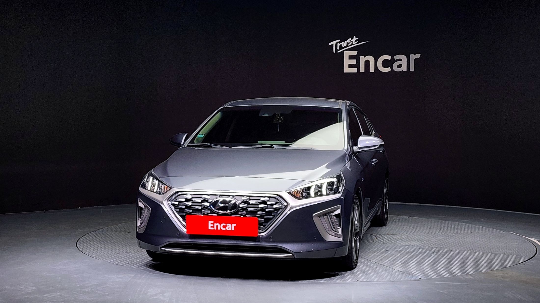 HYUNDAI IONIQ HYBRID 2019